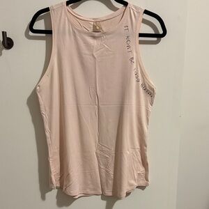 Elegant Blush Tank Top with Script Detail
